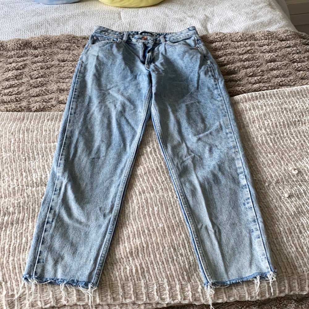 Zara light wash jean